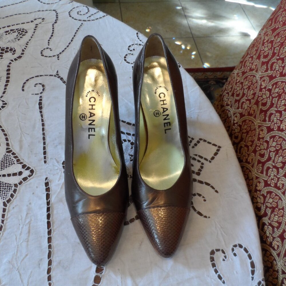 Chanel Light Brown Calf Leather Pumps w/Lizzard Trim cap Toe Size 38.5 - Picture 3 of 16